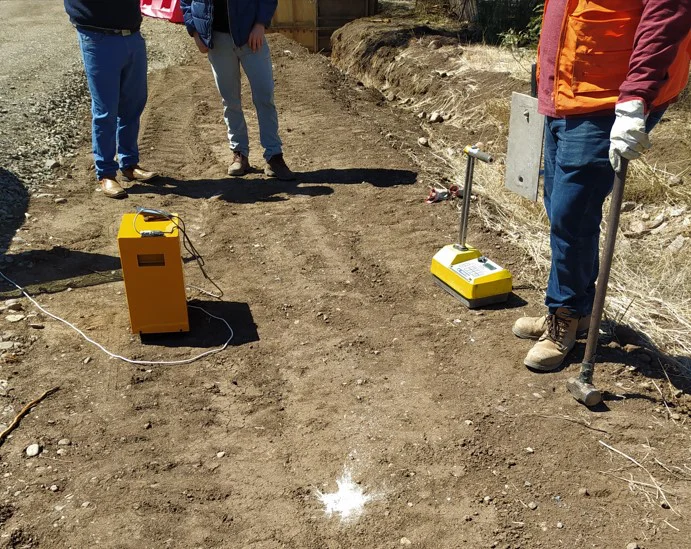 Validación en terreno del Densímetro para Suelos No Nuclear ChW sobre suelo granular